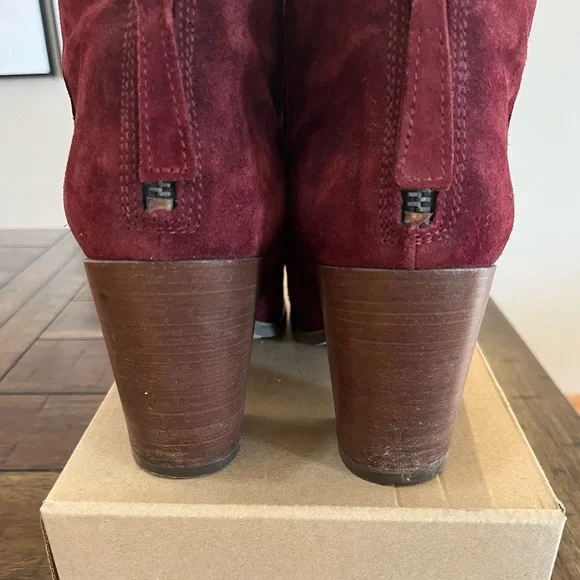 Clarks Burgundy Suede Ankle Boots – Size 8.5 - Picture 5 of 7